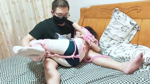 晓森小妹妹第一次来的时候的调教体验 第11张