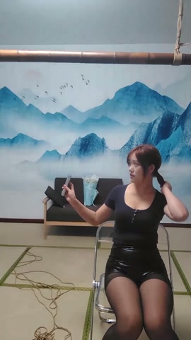 向女生献花（上） 第12张