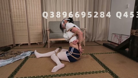 嗷嗷舞蹈服后手缚捆绑白丝体操服服蒙眼挣扎 第12张
