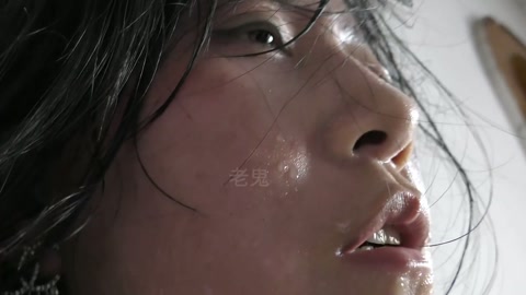 谢纾闷热堵嘴炼狱下【知性熟女灰丝蓝高跟自己原味丝袜堵嘴汗湿深喉口球口水舔水喝强迫运动放置访谈】 第12张